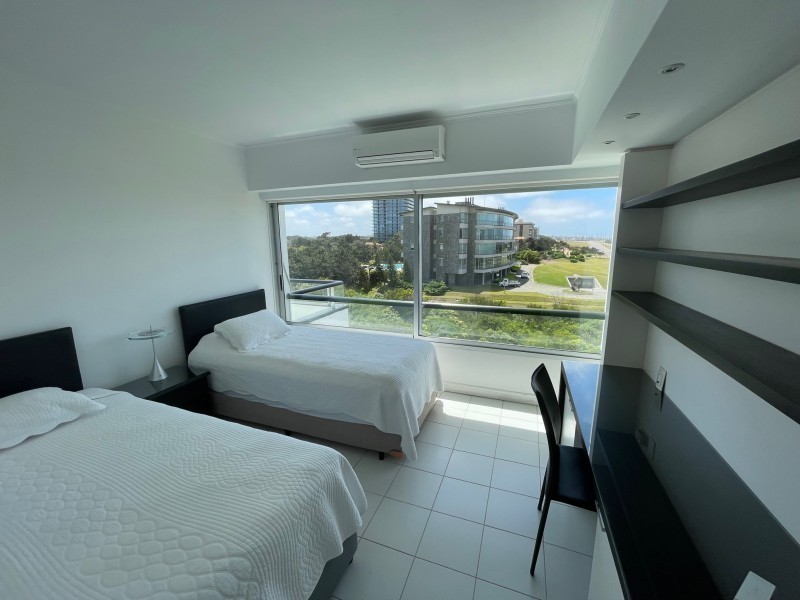 Espectacular penthouse en Rincón del Indio para alquiler