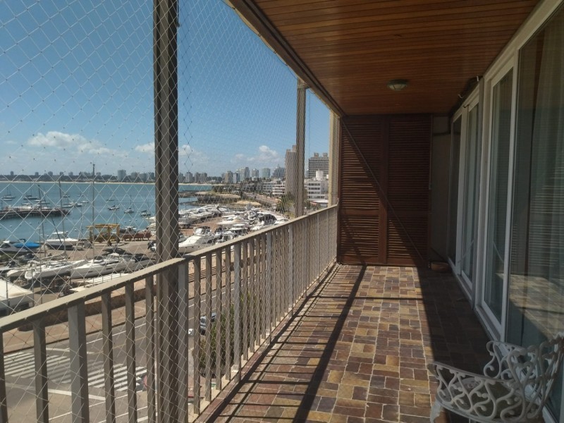 Depto frente al Puerto de Punta del Este, alquiler 