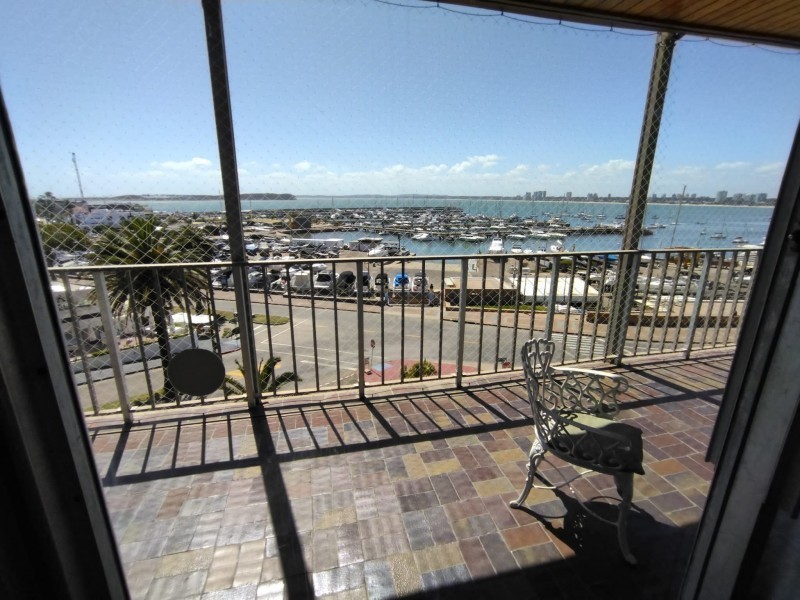 Depto frente al Puerto de Punta del Este, alquiler 