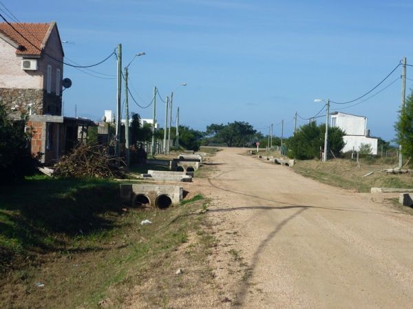 Lote 450 m2 ubicado a media cuadra del mar.