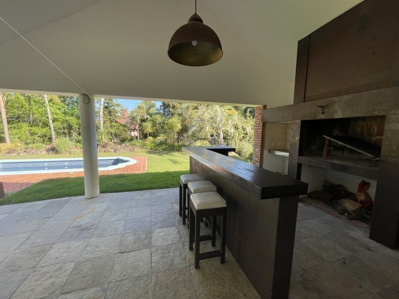 Muy linda casa en San Rafael con pileta