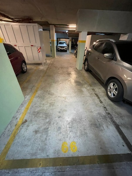Amplo y luminoso apartamento con patio y Parrillero en Tres Cruces