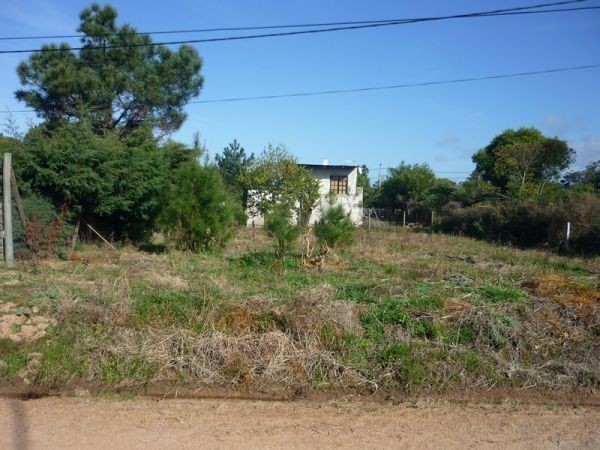 Terreno en venta en Balneario Buenos Aires.