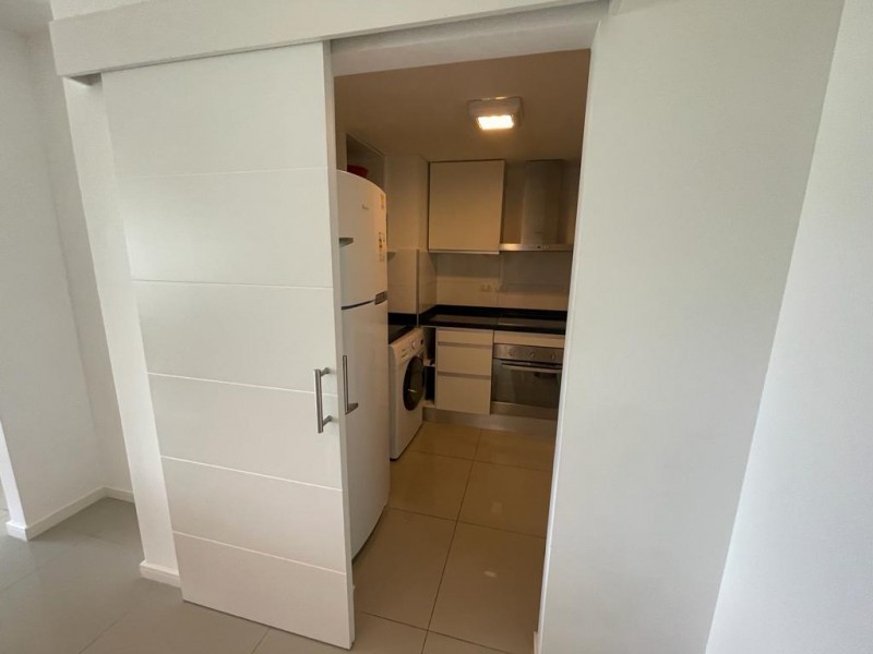Moderno depto 1 dorm en alquiler en Playa Brava