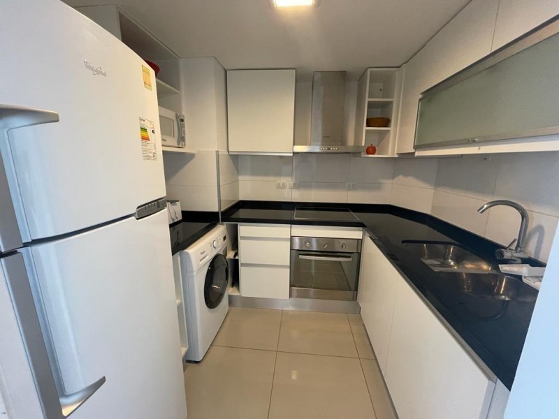 Moderno depto 1 dorm en alquiler en Playa Brava