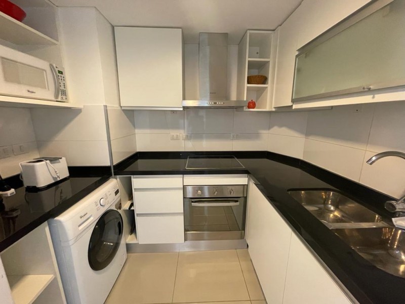 Moderno depto 1 dorm en alquiler en Playa Brava