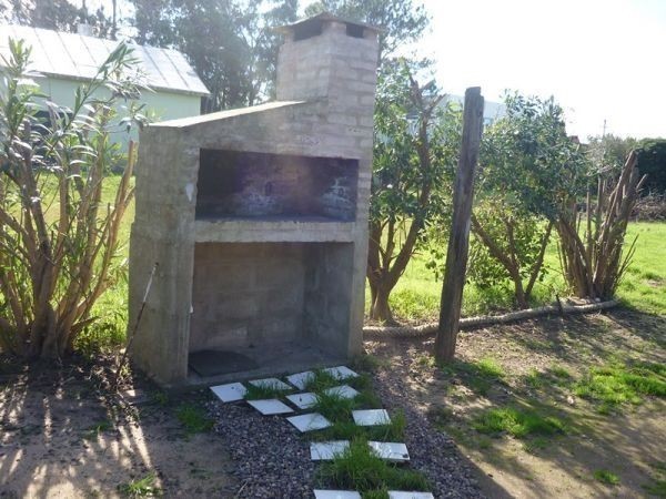 Casa en venta y alquiler en Balneario Buenos Aires.