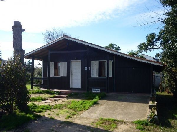 Casa en venta y alquiler en Balneario Buenos Aires.