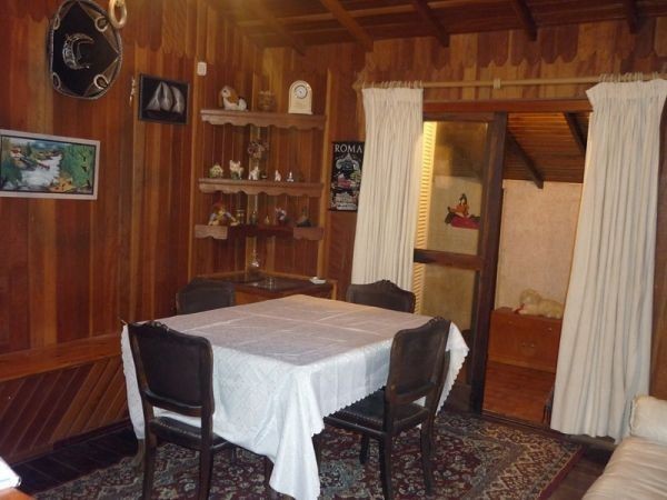Casa en venta y alquiler en Balneario Buenos Aires.