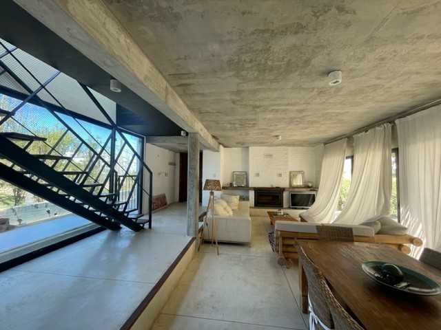 Lindisima casa en Manantiales, La Barra