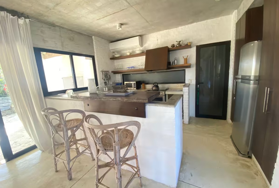 Lindisima casa en Manantiales, La Barra