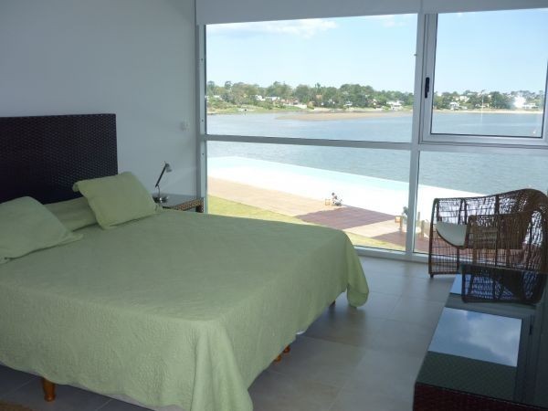 Encantador departamento en alquiler con vista a la Desembocadura de La Barra.