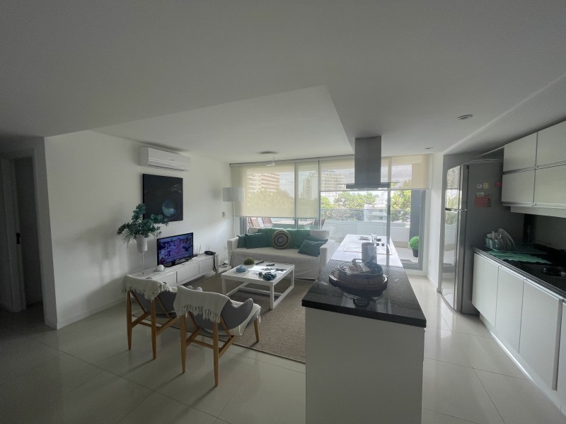 Muy lindo departamento en la brava