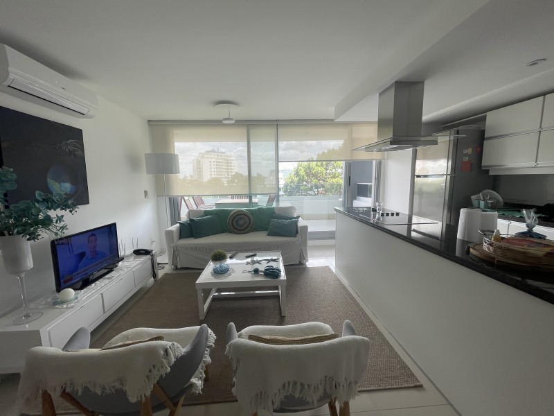 Muy lindo departamento en la brava