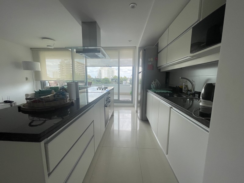 Muy lindo departamento en la brava
