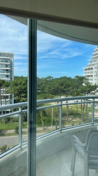 Excelente departamento en Punta del Este