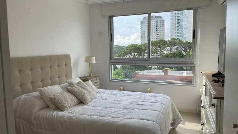 Excelente departamento en Punta del Este