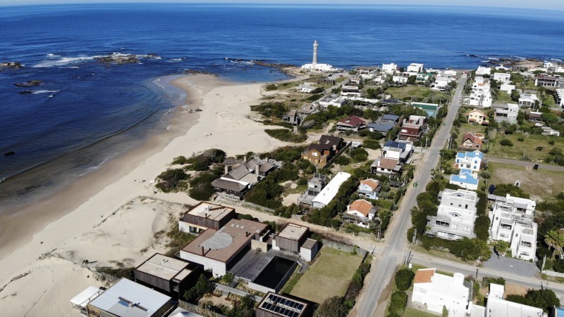 Spectacular front line beach house, Jose Ignacio