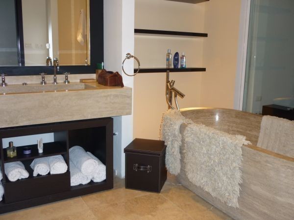 Sofisticado penthouse con una vista inmejorable en alquiler sobre La Barra.