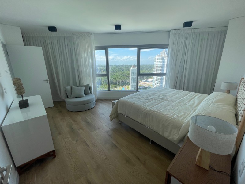 Exclusivo departamento en Trump Tower, La Brava