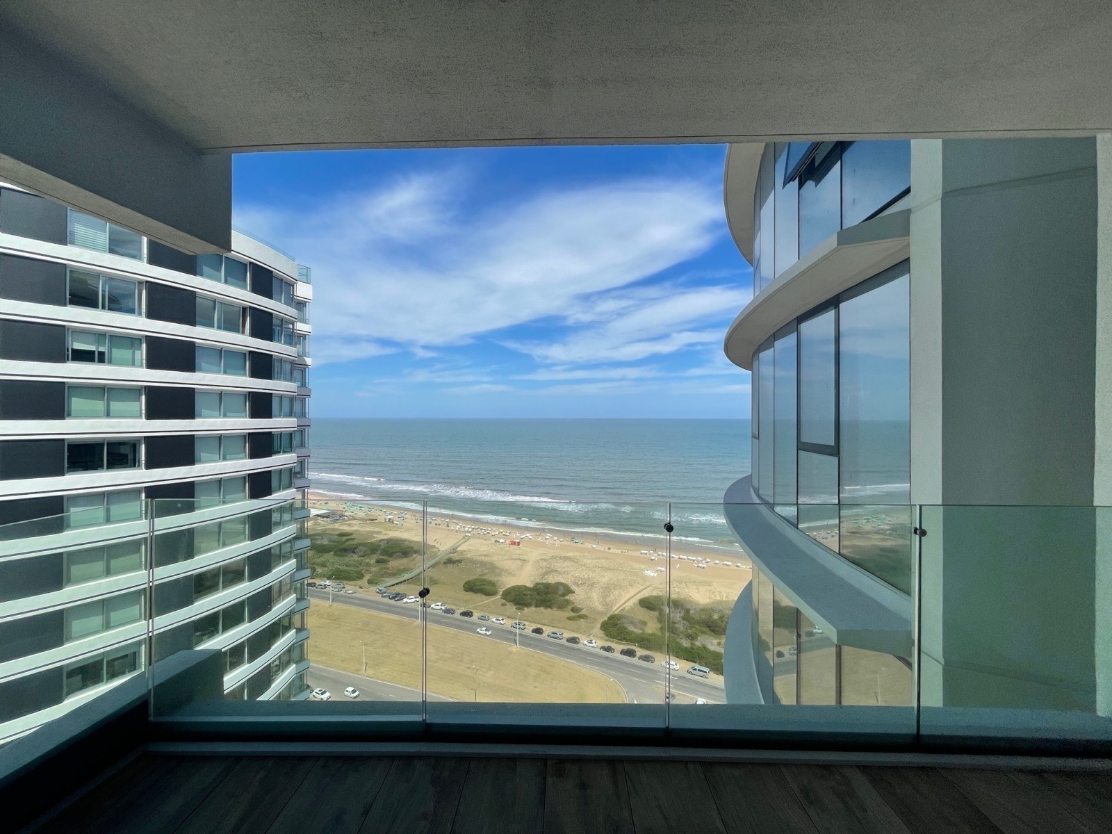 Exclusivo departamento en Trump Tower, La Brava