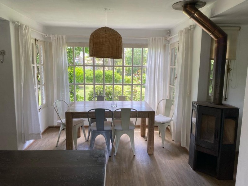 Muy linda casa en Rincon del Indio, Punta del Este