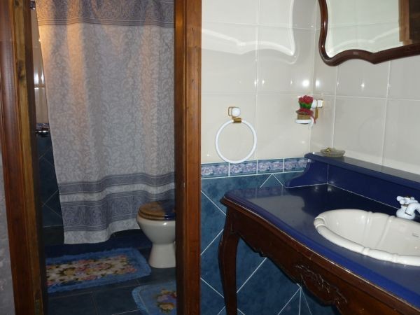 Amplia cabaña en alquiler con pileta en el Tesoro, La Barra.