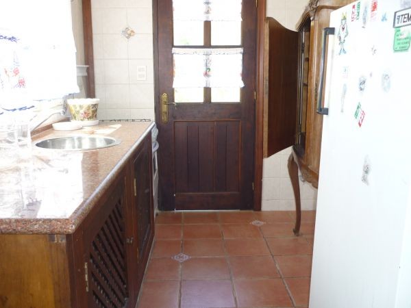 Amplia cabaña en alquiler con pileta en el Tesoro, La Barra.