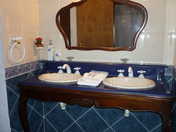 Amplia cabaña en alquiler con pileta en el Tesoro, La Barra.