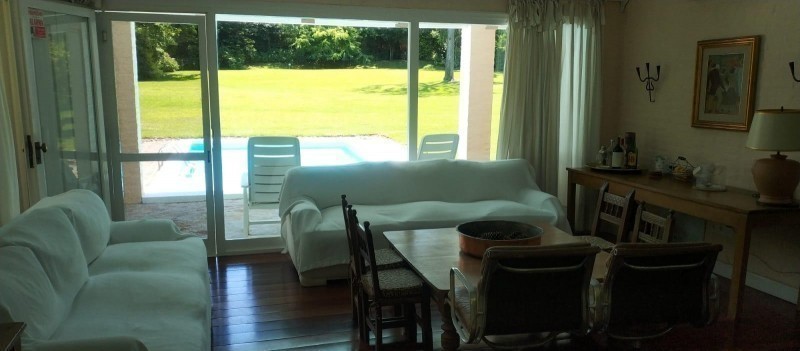 Muy linda casa en El Golf, Punta del Este