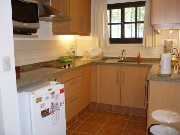 Impecable casa en alquiler cerquita de todo en El Tesoro, La Barra.