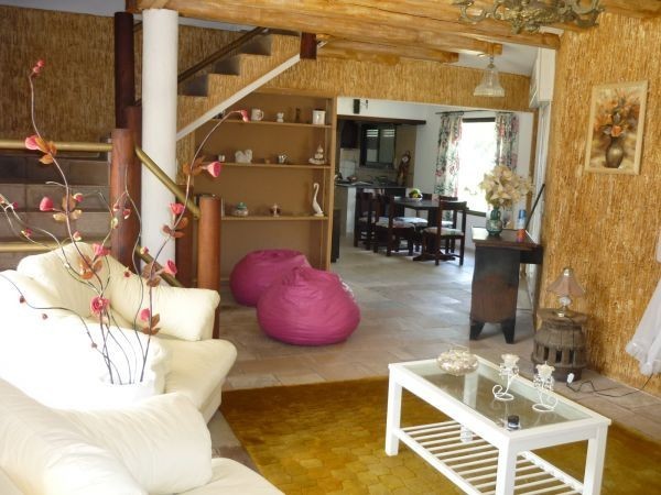Cómodo chalet en alquiler sobre El Tesoro, La Barra.