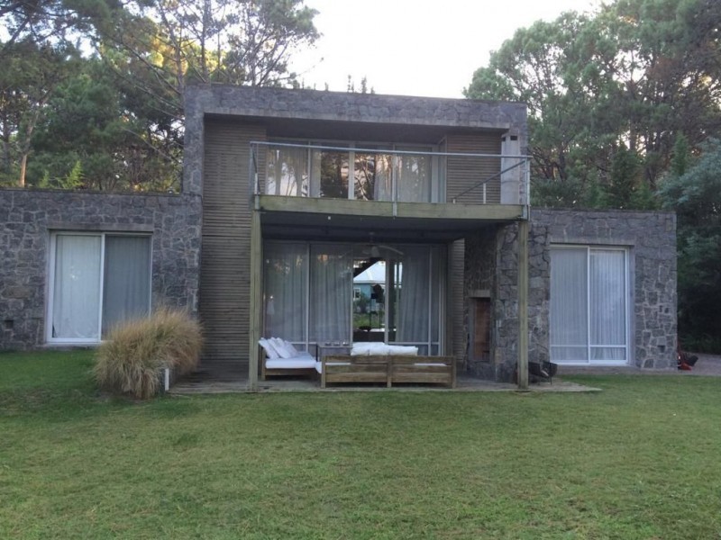 Muy linda Casa en Laguna Blanca