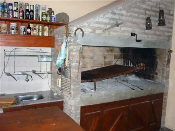 Coqueta cabaña en alquiler sobre El Tesoro, La Barra super bien ubicada.