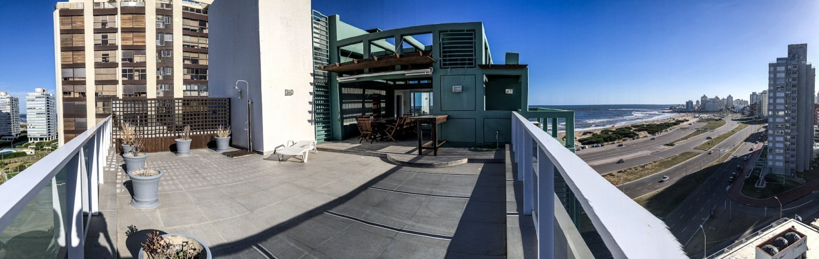 Excepcional Penthouse frente a Playa Brava en venta 