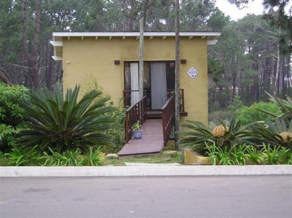 Casa en alquiler muy coqueta en Montoya, La Barra.