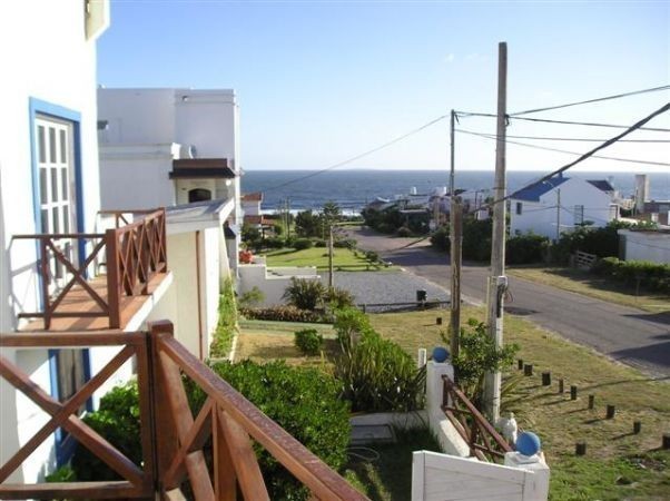 Departamento en alquiler alegre y luminoso dúplex con vista al mar, La Barra.