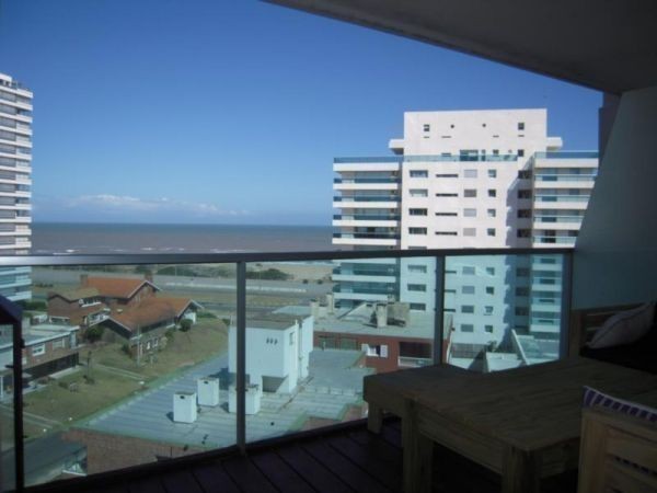 Muy lindo departamento en torre de categoría