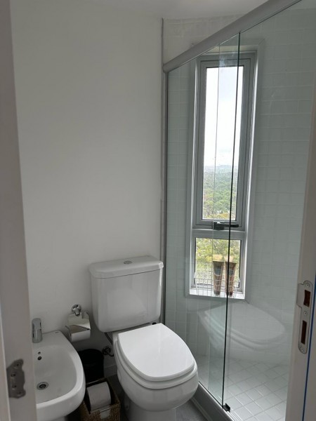 Lindo departamento sobre Avenida Roosevelt