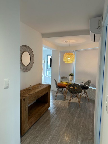 Lindo departamento sobre Avenida Roosevelt