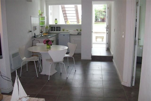 Moderna casa en alquiler de la ruta al mar, La Barra.