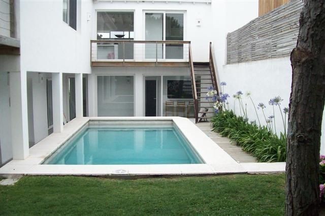 Moderna casa en alquiler de la ruta al mar, La Barra.