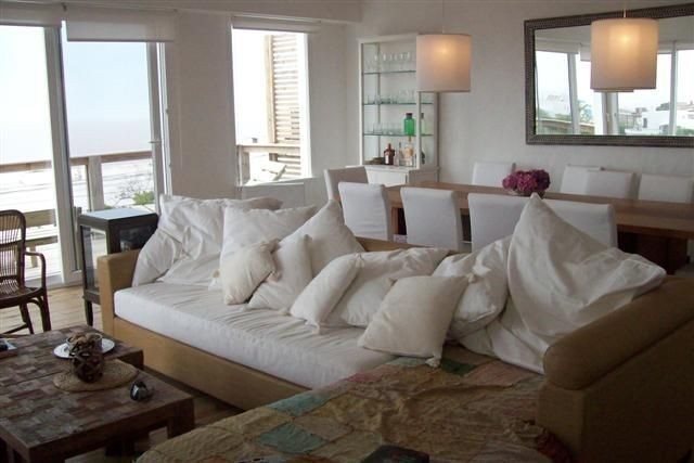 Moderna casa en alquiler de la ruta al mar, La Barra.