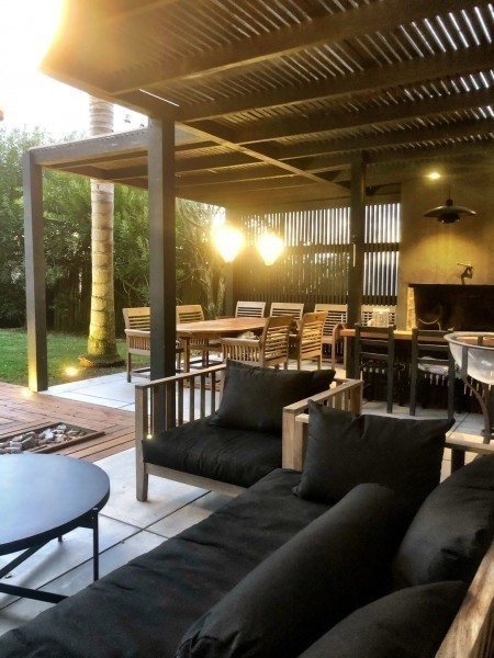 Linda casa con pileta para alquiler en barrio cerrado 