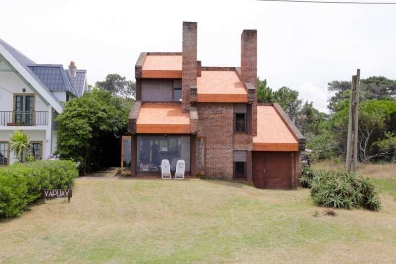 Casa primera linea Montoya