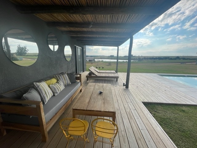 Muy linda casa en pueblo mio
