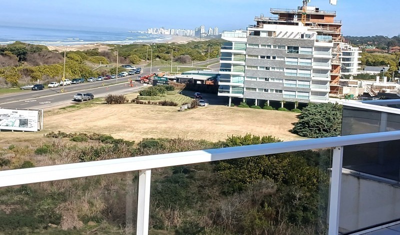 Penthouse en Rincón del Indio frente al mar 