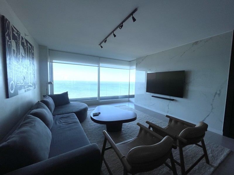 Excelente departamento en Punta del Este