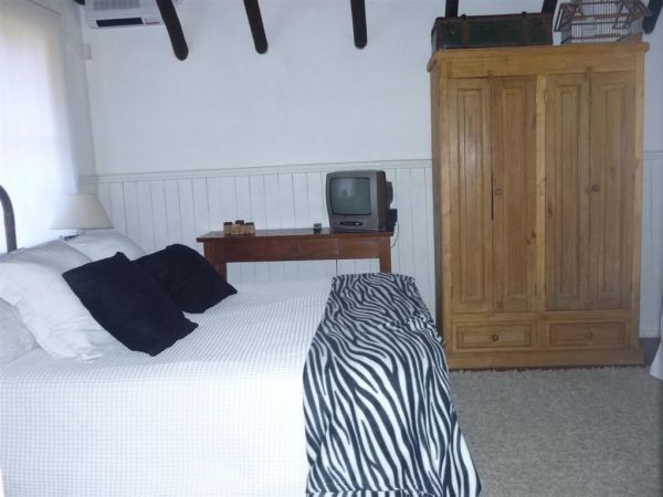 Casa en alquiler y venta con pileta en La Barra.
