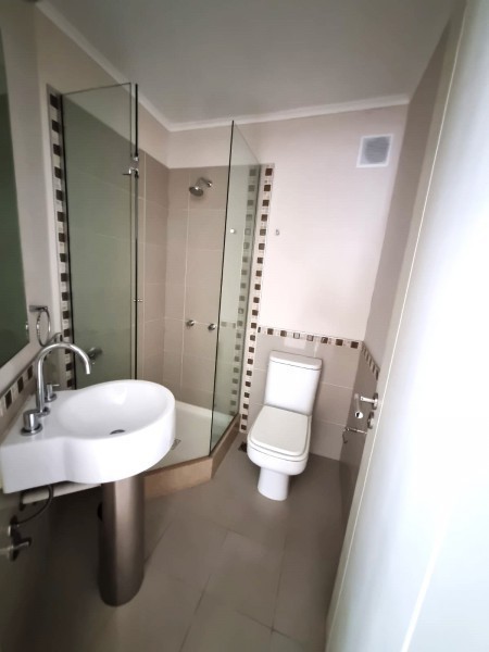 Práctico dpto en alquiler en edificio con amenities completos